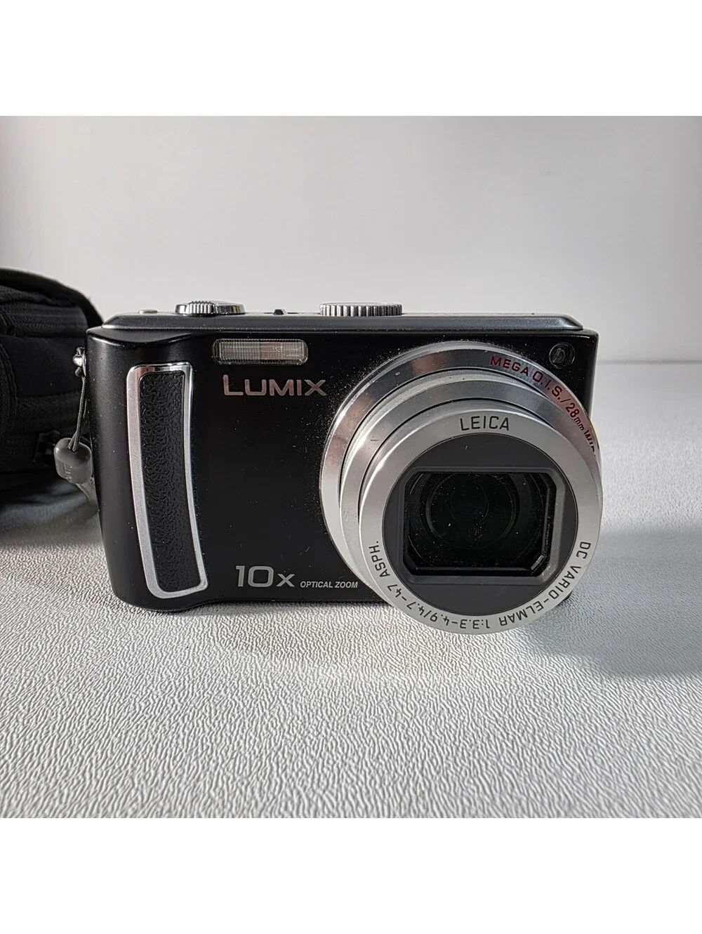 Panasonic Lumix DMC-TZ5 9.1MP Digital Camera Black 10x Zoom Battery & SD Card